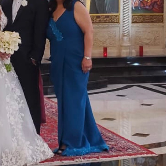 saiid kobeisy Dresses & Skirts - Asymmetrical Blue maxi formal dress